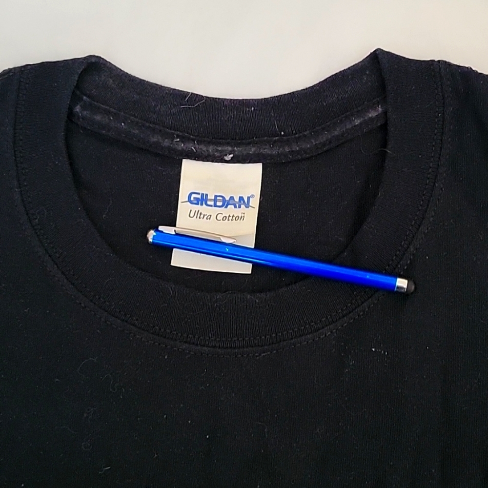 Gilban Black T-Shirt XL with graphic